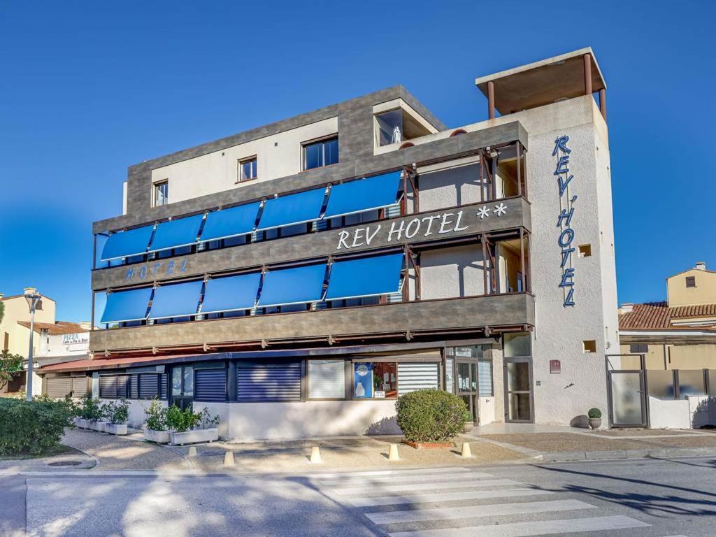 Hotel Rev'hotel 2*