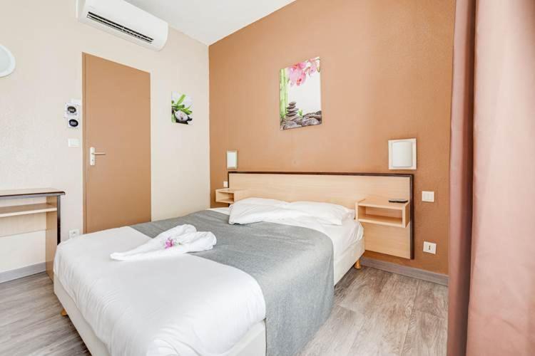 Hotel Rev'hotel